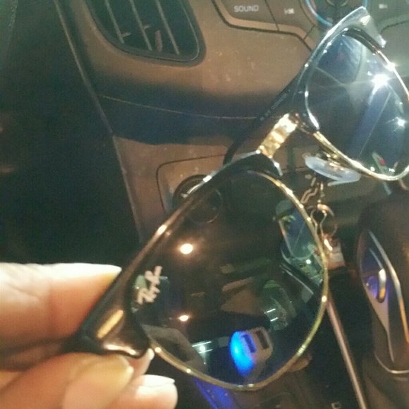 Ray-bans - Picture 3 of 3